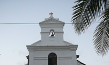 Church-of-Saints-Cosmas-and-Damien,-Bogmalo,-Goa